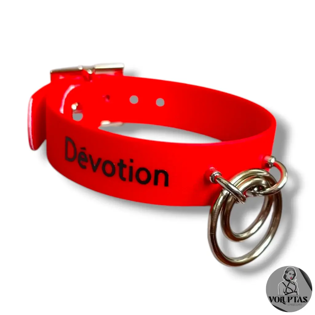 Collier TOTALIA en cuir vegan rouge — Texte en option sur les côtés