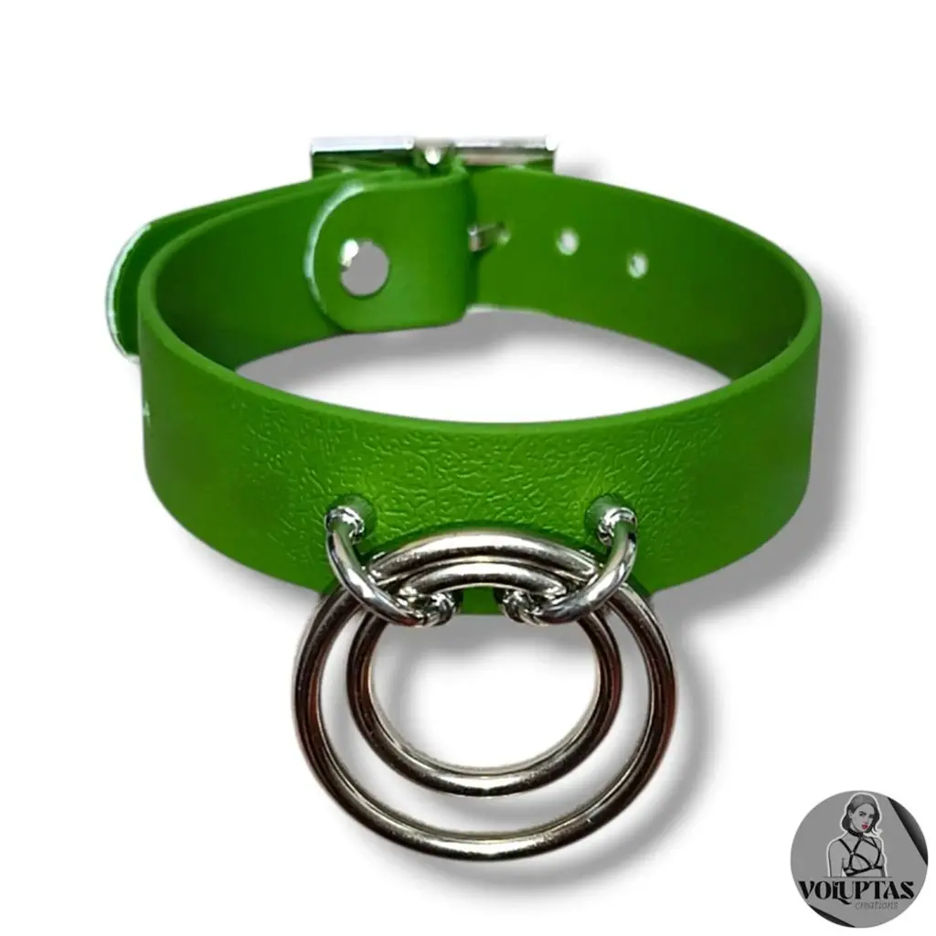 Collier TOTALIA en cuir vegan militaire — Texte en option sur les côtés