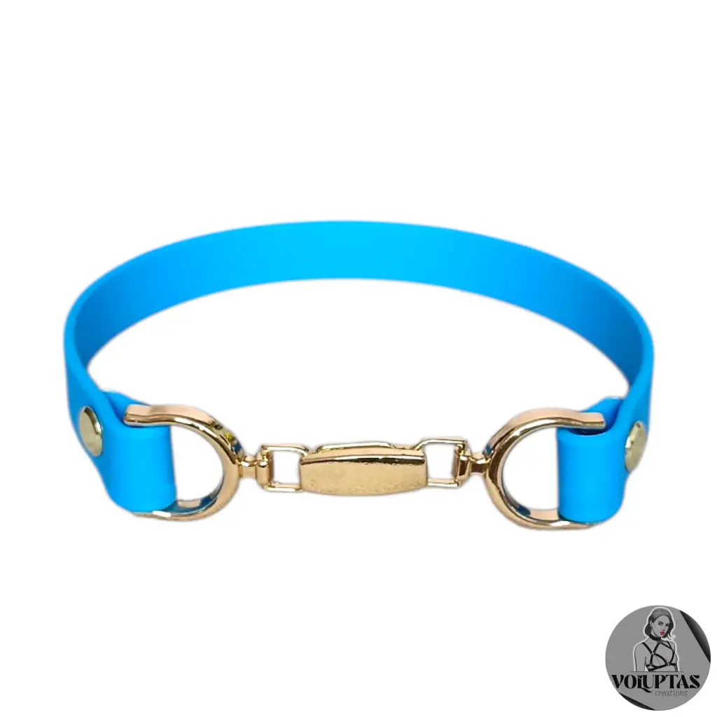 Collier ADORA en cuir vegan bleu — Sur mesure avec texte personnalisable en option