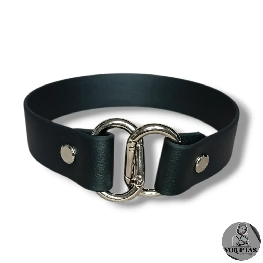 Collier NEXA en cuir vegan noir — Sur mesure avec texte personnalisable en option