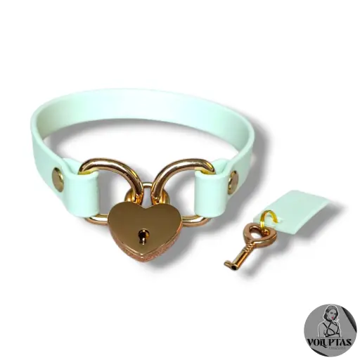 Collier AMARA en cuir vegan menthe avec cadenas — Sur mesure avec texte personnalisable en option - 16 ou 25mm de largeur